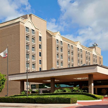 Hotel Doubletree By Hilton Whittier Esterno foto