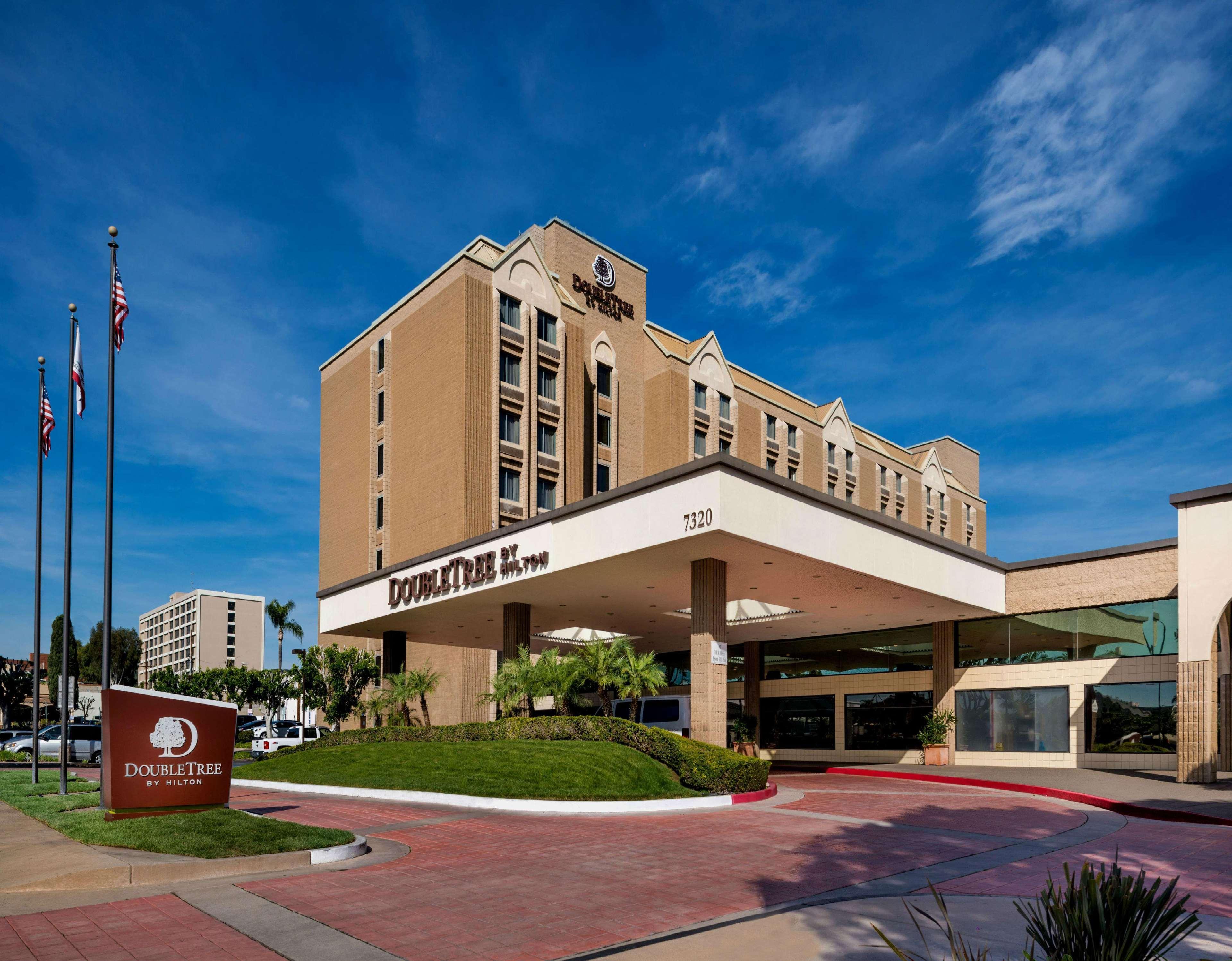 Hotel Doubletree By Hilton Whittier Esterno foto