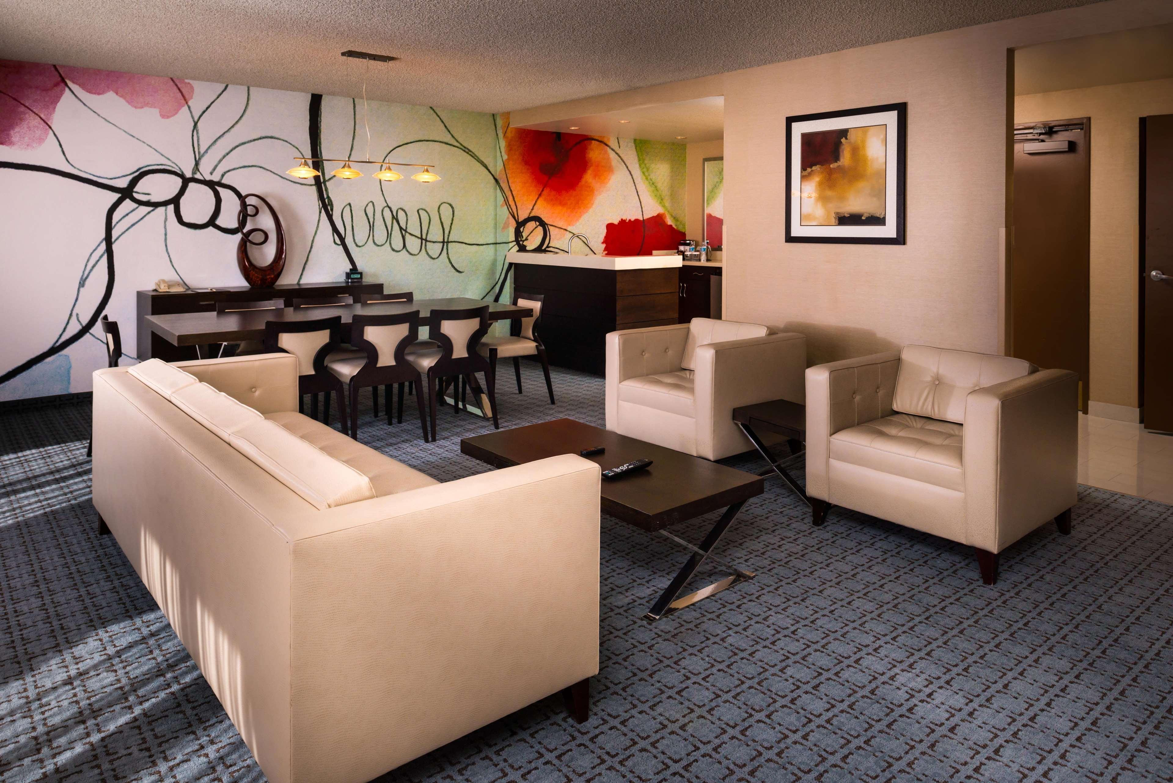 Hotel Doubletree By Hilton Whittier Esterno foto