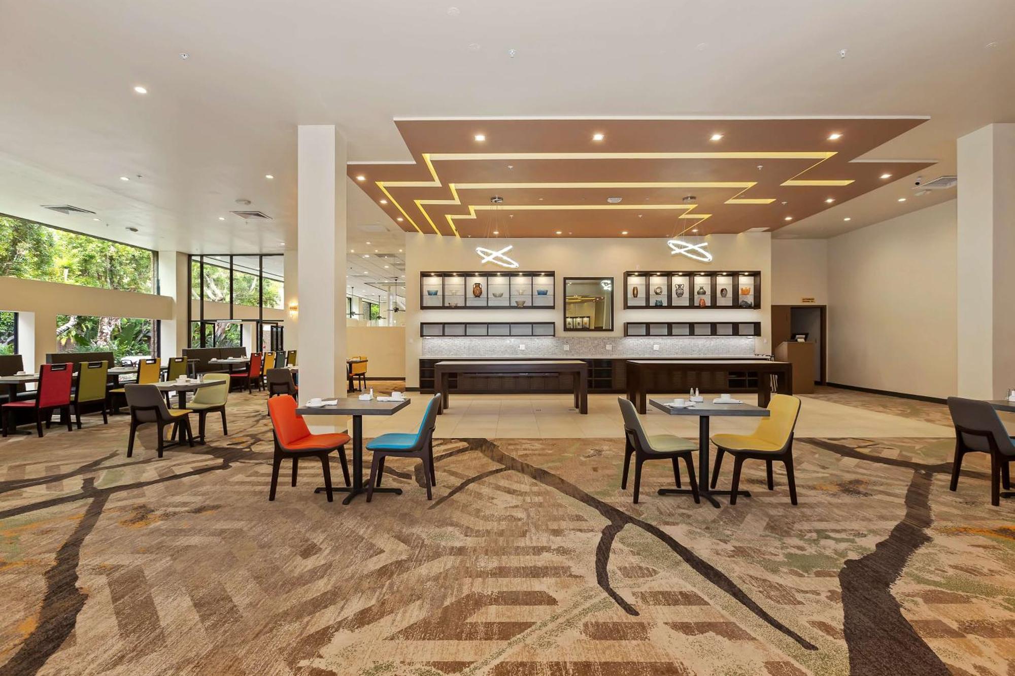 Hotel Doubletree By Hilton Whittier Esterno foto