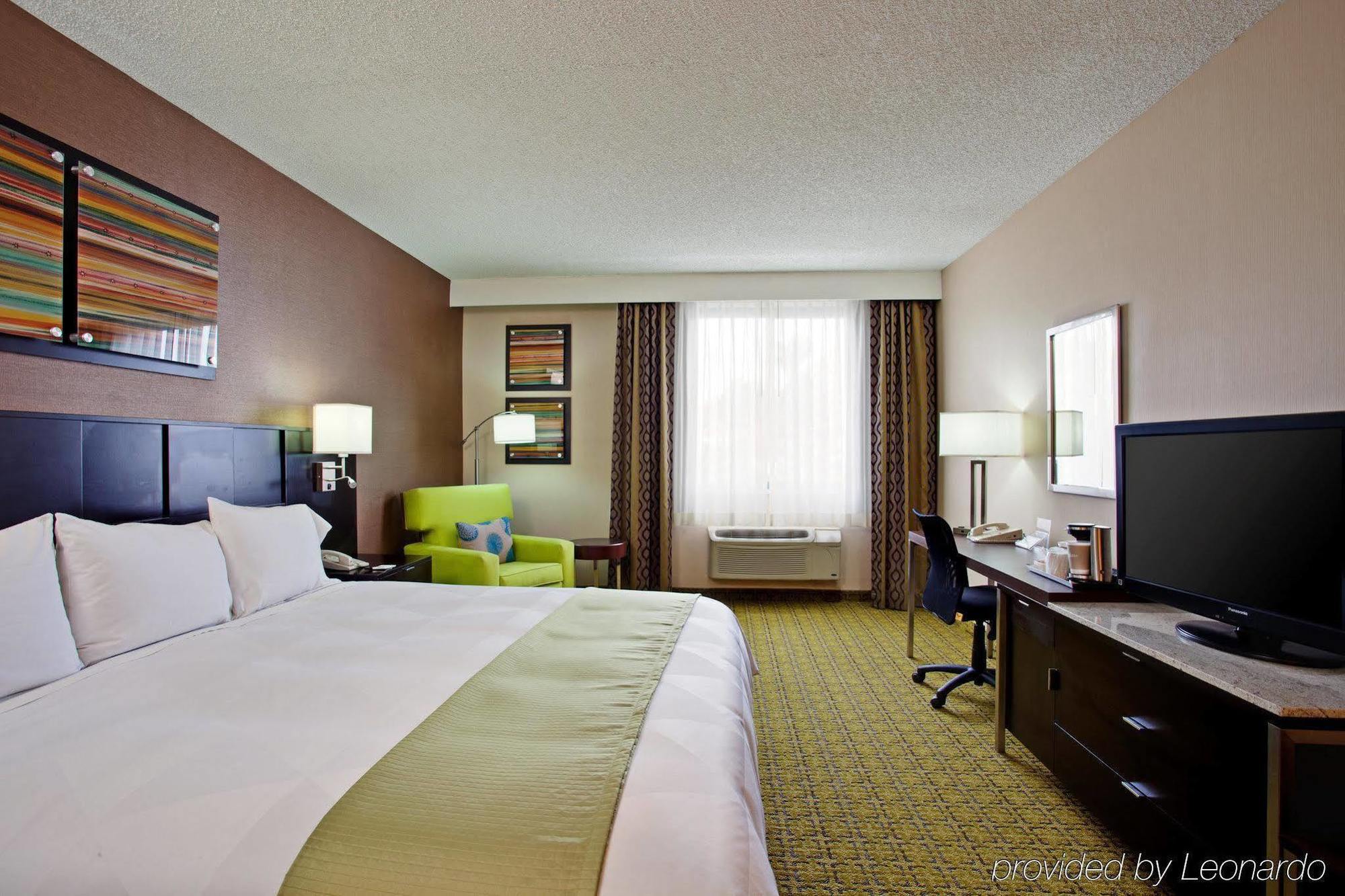 Hotel Doubletree By Hilton Whittier Esterno foto