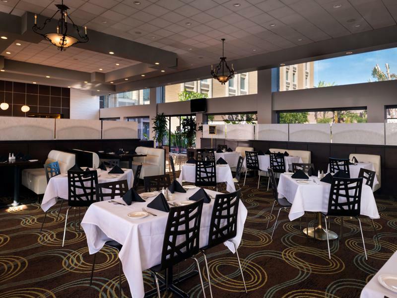 Hotel Doubletree By Hilton Whittier Esterno foto